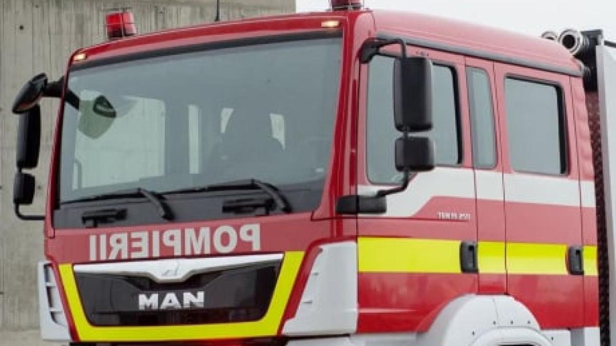 autocar--cu-zeci-de-romani-si-copii--cuprins-de-flacari