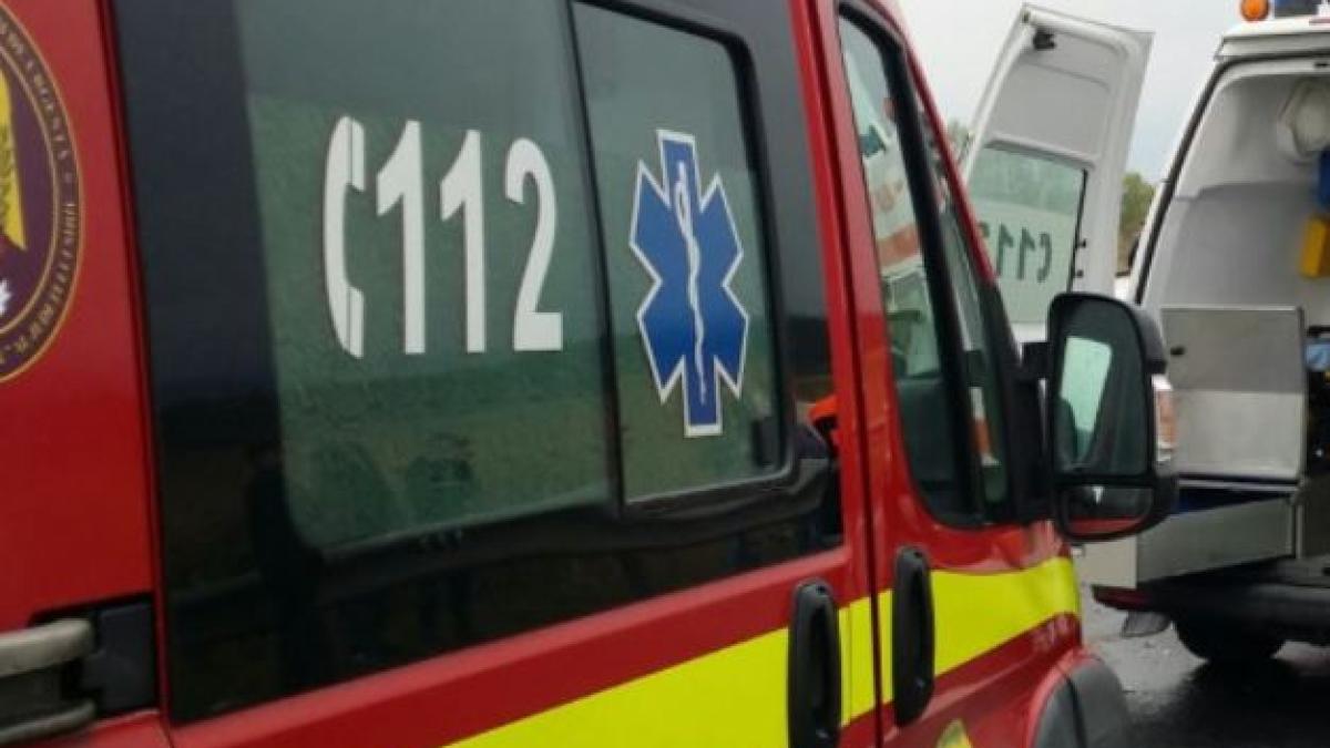 masina--izbita-de-un-tir-pe-autostrada-a1--trei-persoane-au-fost-ranite