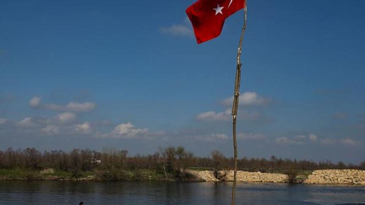 doisprezece-migranti--fara-haine-si-incaltaminte--gasiti-morti-de-frig-la-granita-turciei-cu-grecia