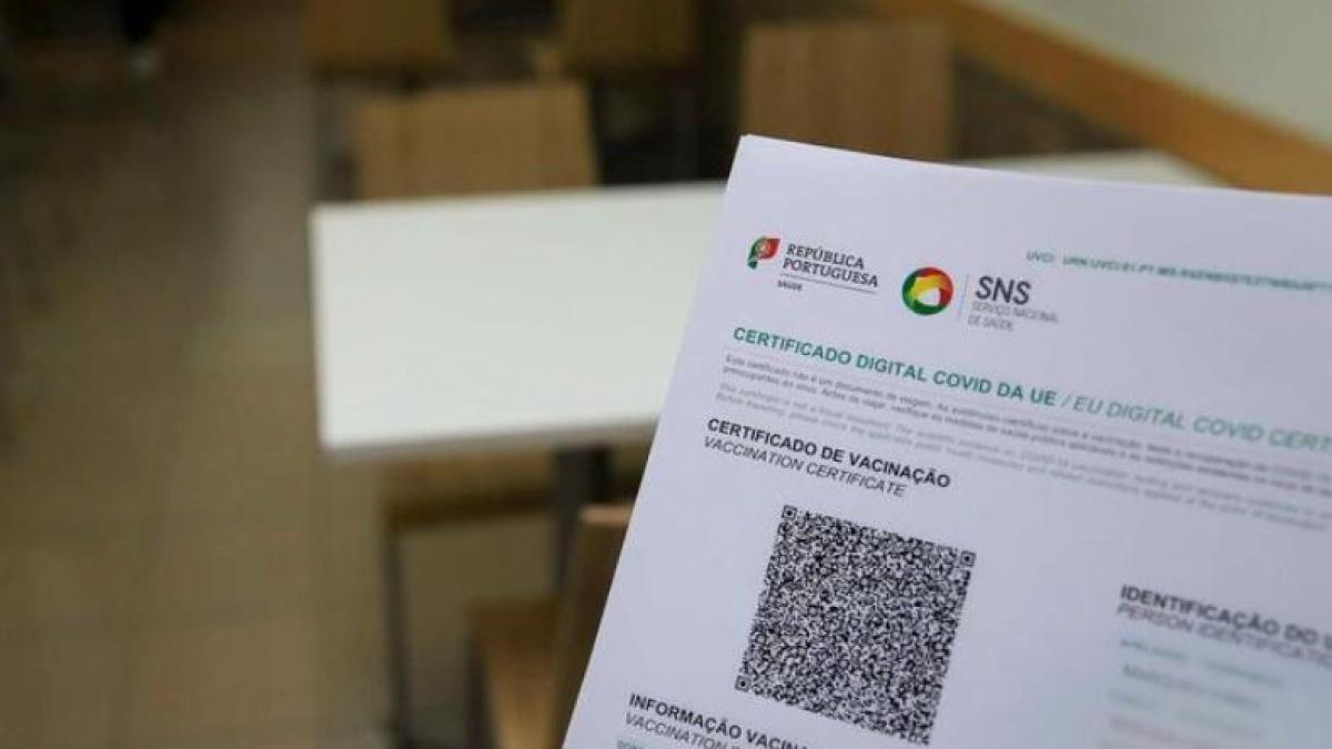 portugalia--autoritatile-elimina-testarea-obligatorii-la-intrarea-in-tara-pentru-calatorii-cu-certificat-digita