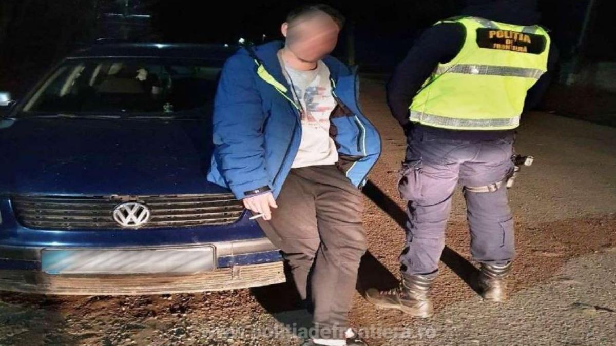 roman--beat-mort--prins-la-volan-de-politistii-de-frontiera--barbatul-a-ramas-pieton