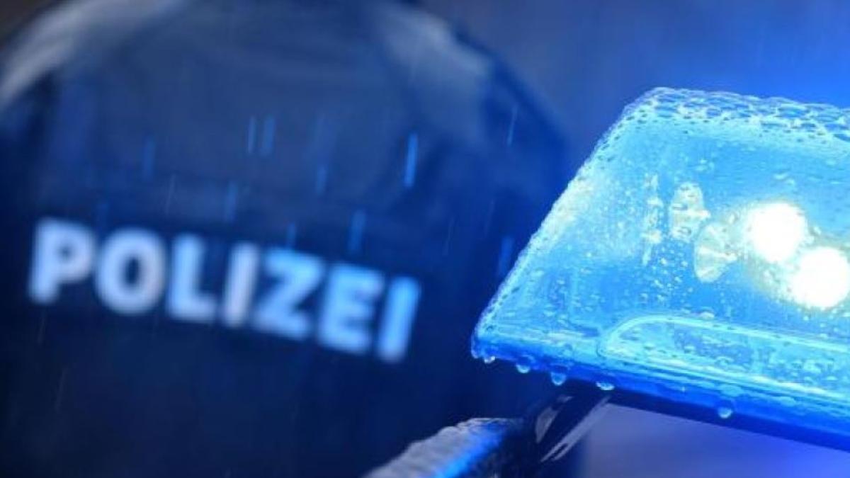 germania--sofer-roman--ghinionistul-anului--a-facut-pana-pe-autostrada--iar-politistii-i-au-deschis-un-dosar-penal