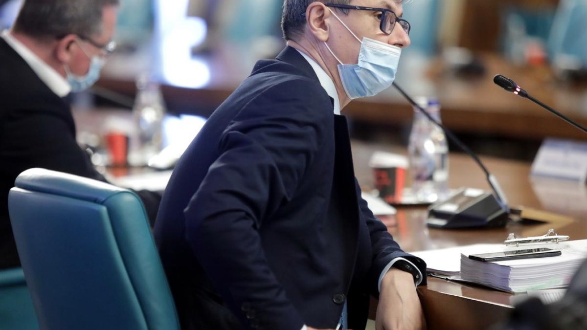 virgil_popescu_ministrul_economiei_masca