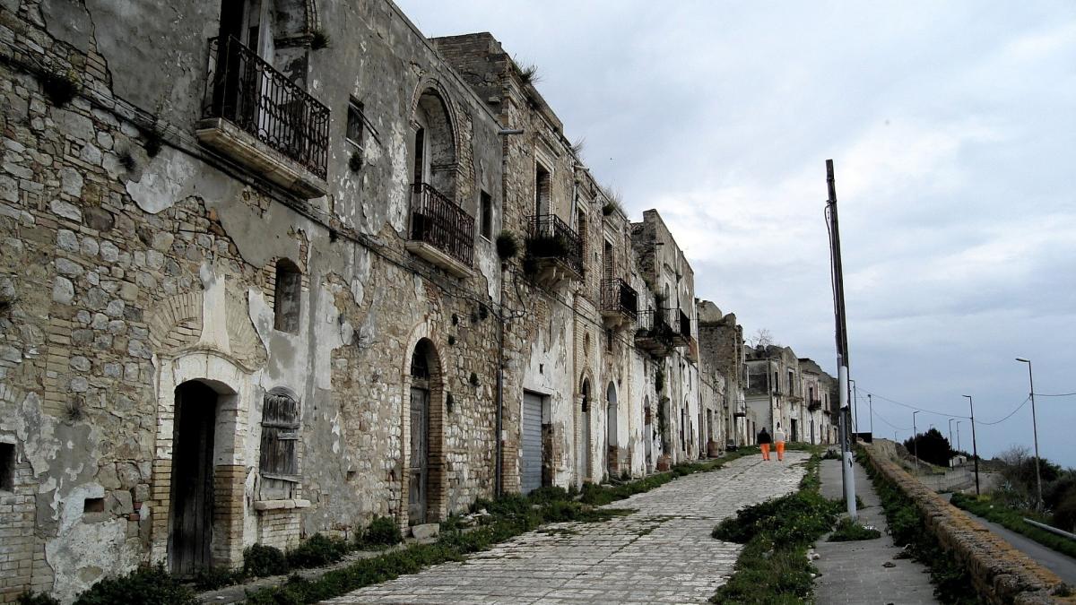 orasul-pierdut-localitatea-fantoma