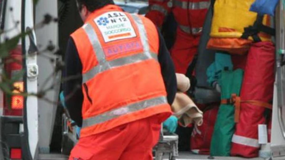 italia--un-barbat-si-a-abandonat-sotia-beata-pe-strada--in-toiul-noptii--femeia--lovita-mortal-de-un-automobil