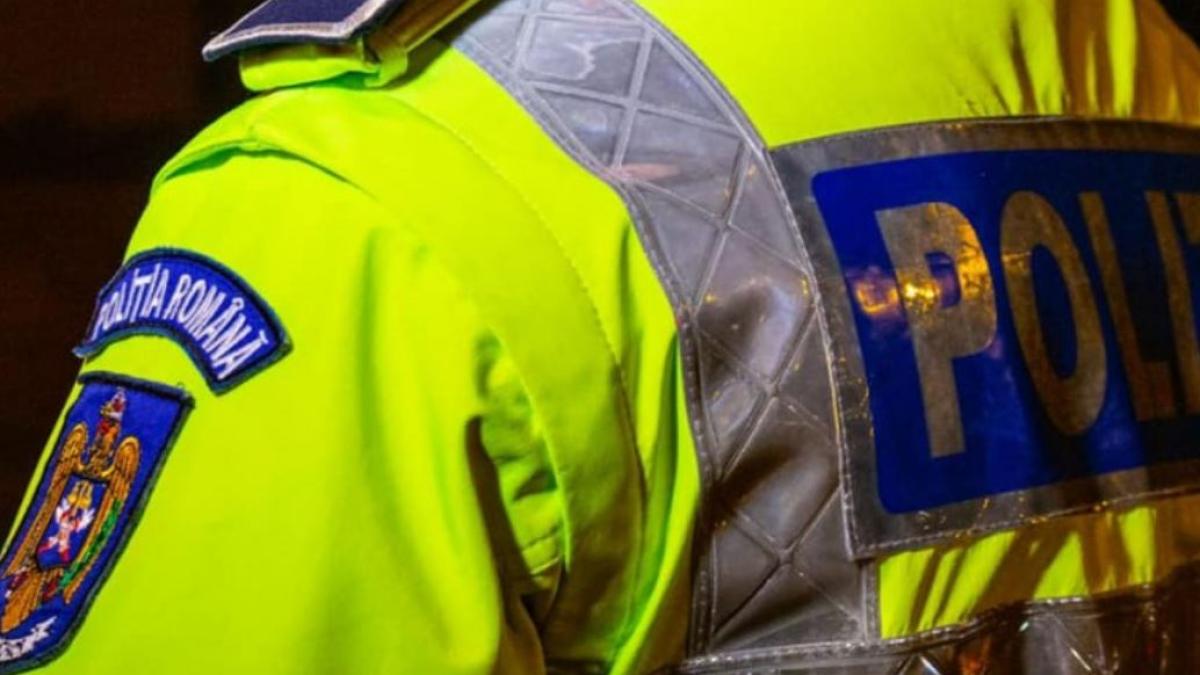 un-tanar-roman-a-primit-15-amenzi-intr-o-noapte--politistii-l-au-lasat-fara-permis-42-de-zile