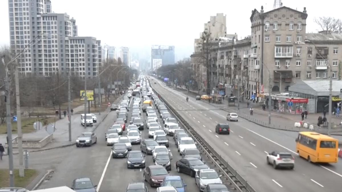 coada-de-masini-kiev