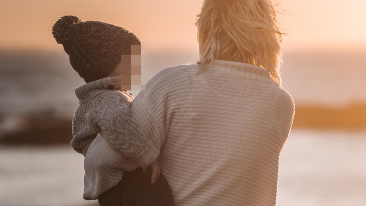 italia--romanca--acuzata-de-rapire-internationala-de-copii--fostul-sot-nu-si-a-vazut-de-un-an-jumatate-baietelul