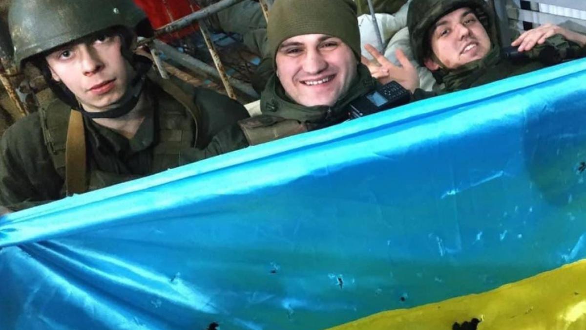 zelenski-a-ordonat-mobilizare-generala-in-ucraina-barbatii-cu-varste-peste-18-ani-nu-au-voie-sa-paraseasca-tara