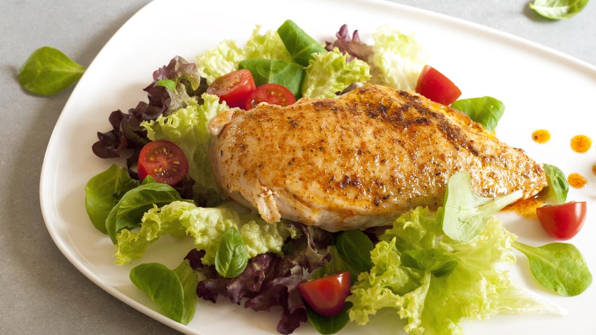 piept-de-pui-suculent-un-truc-si-cateva-ingrediente-care-te-ajuta-sa-gatesti-intotdeauna-carnea-prefect