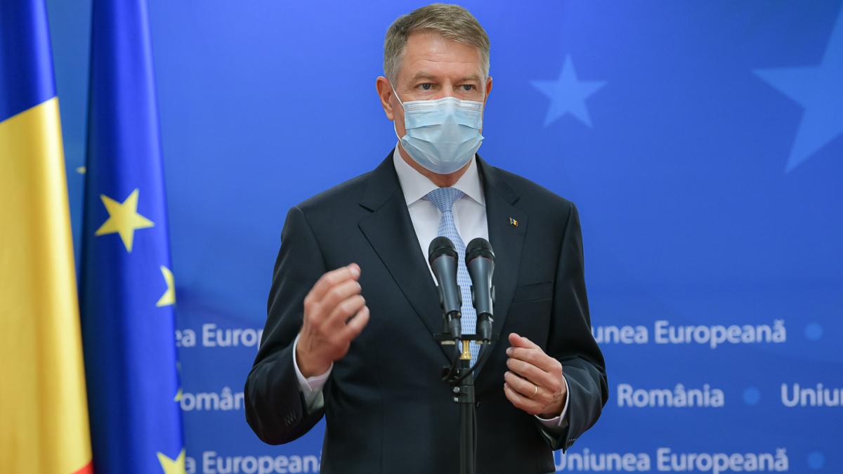 klaus-iohannis--prima-reactie-dupa-ce-vladimir-putin-a-recunoscut-independenta-regiunilor-lugansk-si-donetk-din-ucraina