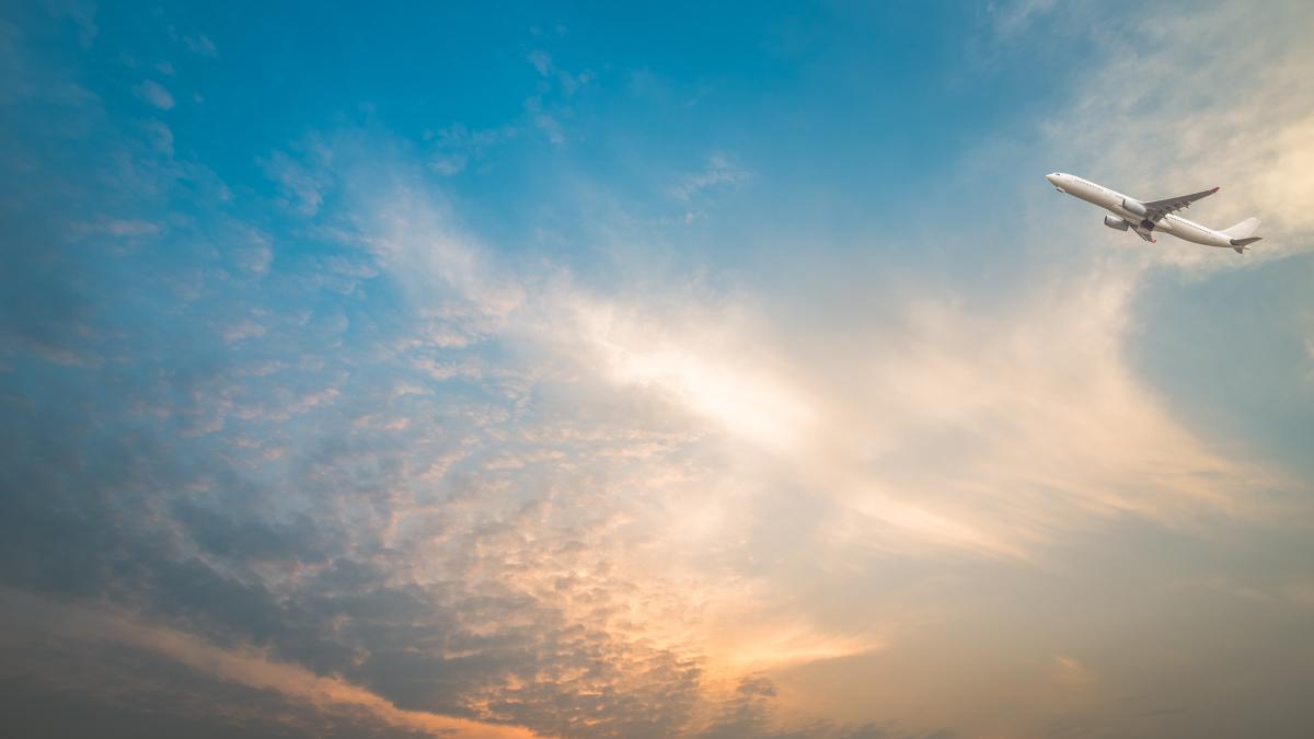 uniunea-europeana-isi-inchide-spatiul-aerian-pentru-rusia--sunt-vizate-si-avioanele-oligarhilor