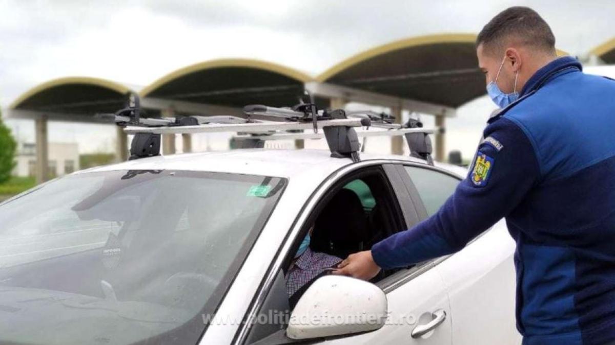 un-barbat-in-drum-spre-germania--care-a-platit-1-500-de-dolari-pentru-un-act-de-identitate--oprit-la-frontieraprc-c2prc-a0