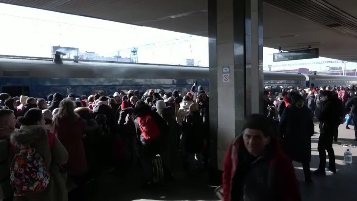 gara-kiev-atacata-buz