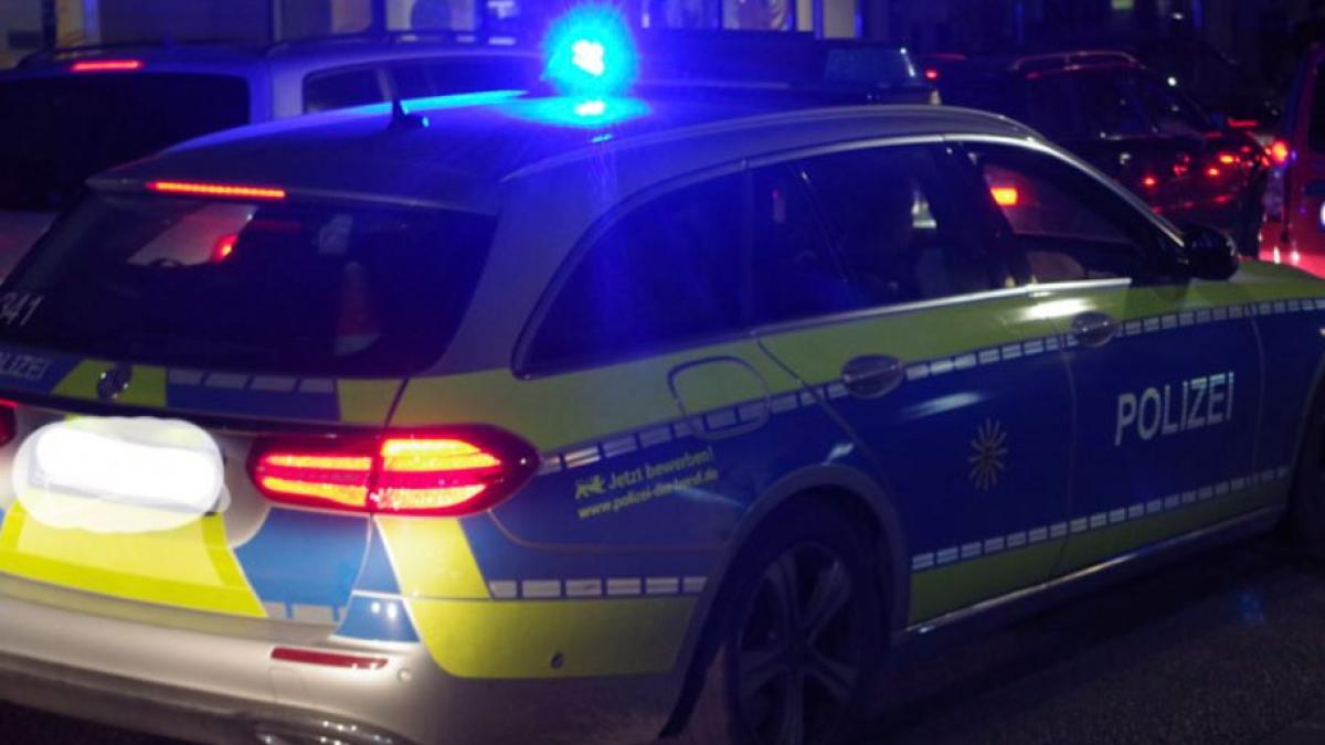 sofer-roman--pericol-public-pe-o-autostrada-in-germania--gonea-cu-100-de-km--iar-remorca-microbuzului-avea-o-anvelopa-sparta