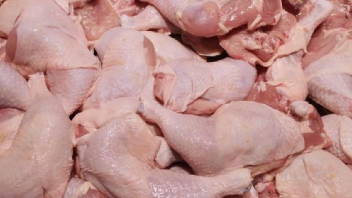 pui-cu-salmonella-intr-o-retea-de-hipermarketuri--romanii--avertizati-sa-nu-consume-si-sa-returneze-produsul