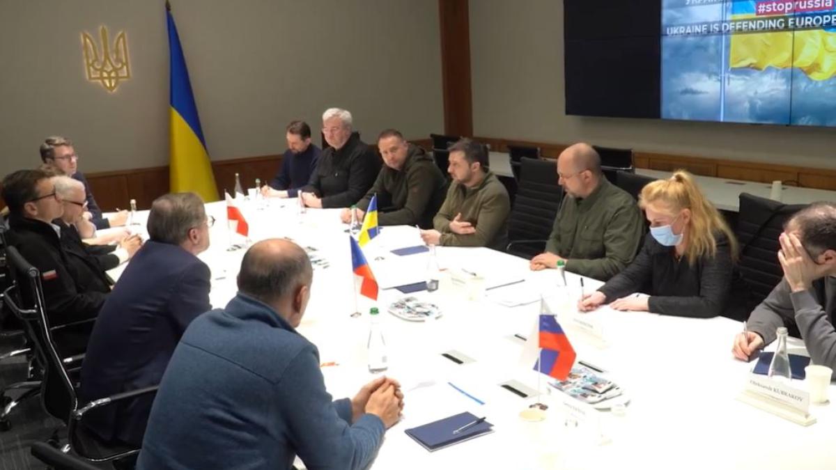 primii-ministri-ai-poloniei--sloveniei-si-cehiei-au-ajuns-la-kiev--oficialii-se-vor-intalni-cu-presedintele-zelenski-1