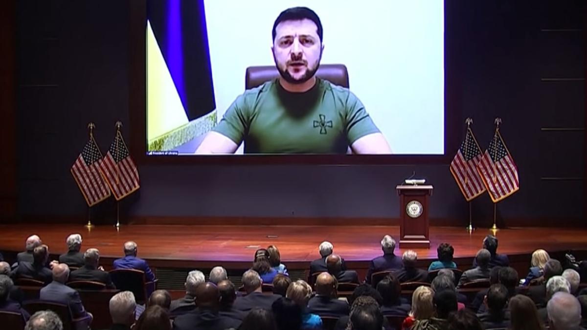 zelenski-lumea-trebuie-sa-recunoasca-in-mod-oficial-ca-rusia-a-devenit-un-stat-terorist