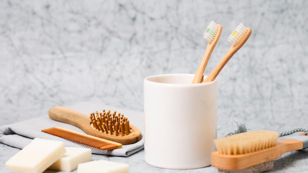 amesteca-pasta-de-dinti-cu-detergent-pentru-rufe--un-truc-la-indemana--care-te-scapa-de-multe-batai-de-cap