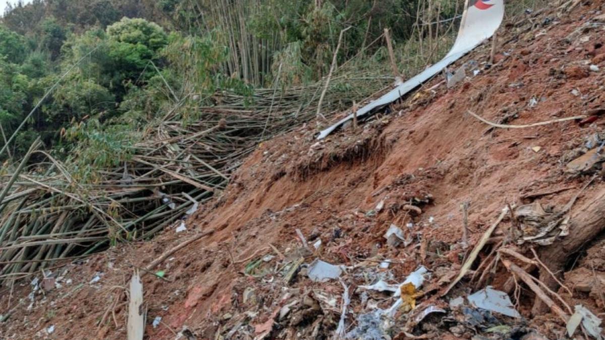 tragedie-aviatica--nicio-persoana-nu-a-supravietuit-dupa-prabusirea-avionului-boeing-in-china