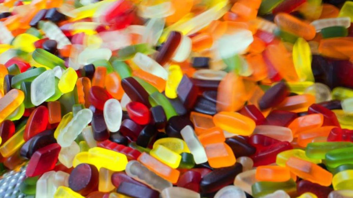 germania--un-roman--amator-de-dulciuri--a-jefuit--de-doua-ori--acelasi-magazin--hotul-a-sustras-pachetele-cu-jeleuri