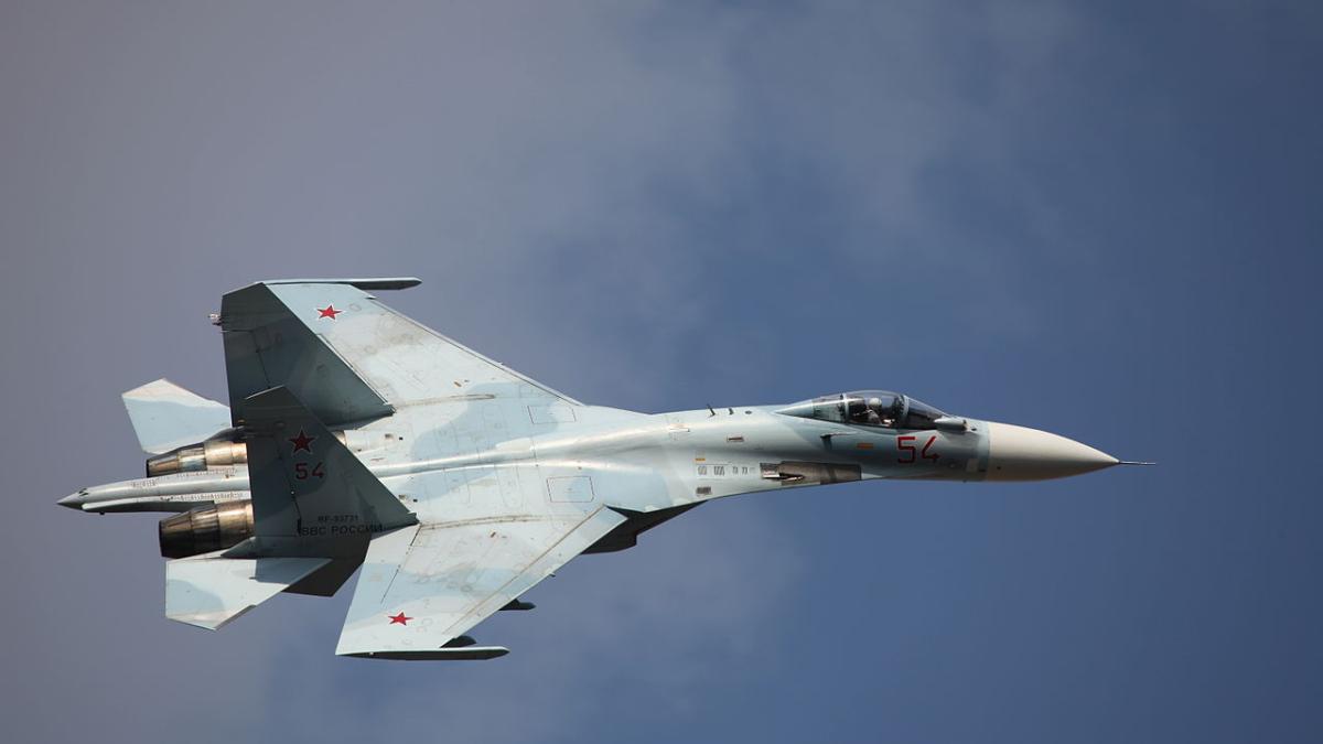 avion-suhoi-su-27-fortele-armate-ruse