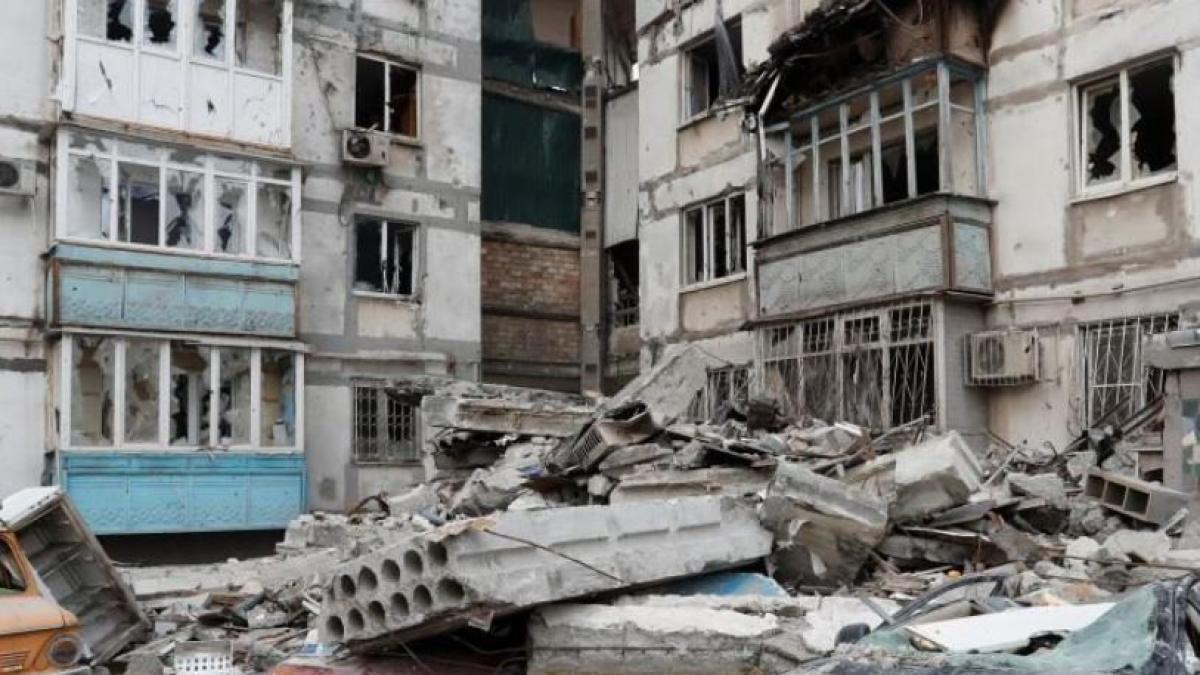 rusii-bombardeaza--zilnic--orasele-din-regiunea-lugansk-este-imposibil-sa-ridici-cadavrele-de-pe-strazi