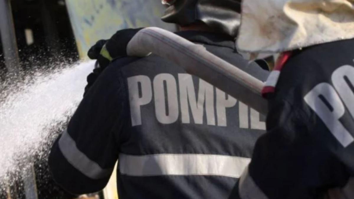 tragedie-intr-o-familie-de-romani--o-fetita-a-murit-intr-un-incendiu--care-a-cuprins-camera-in-care-se-mai-aflau-trei-copii