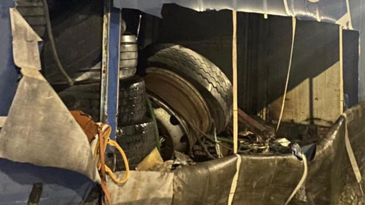 italia--un-sofer-roman--laprc-c2prc-a0pas-de-moarte--dupa-ce-camionul-sau-a-luat-foc