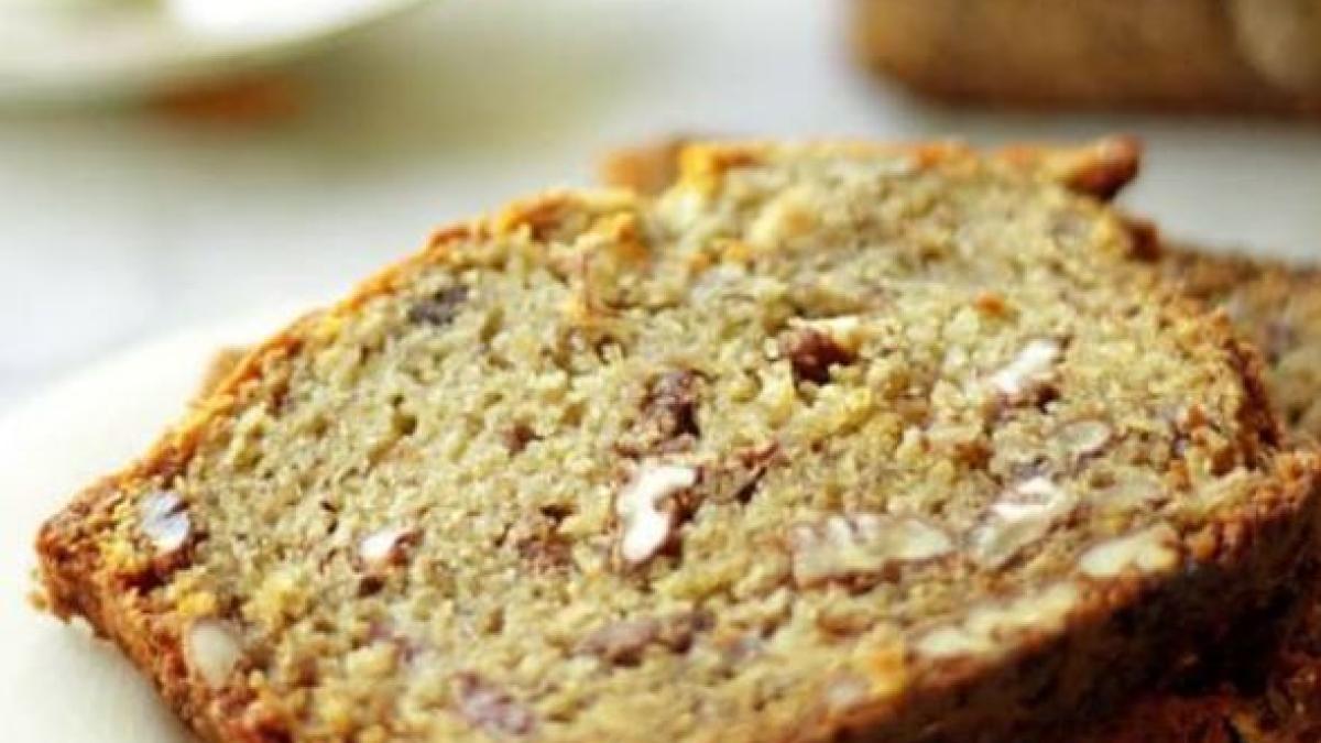 paine-cu-banane-satioasa-si-potrivita-pentru-orice-dieta--fara-zahar-si-cu-un-minim-de-calorii