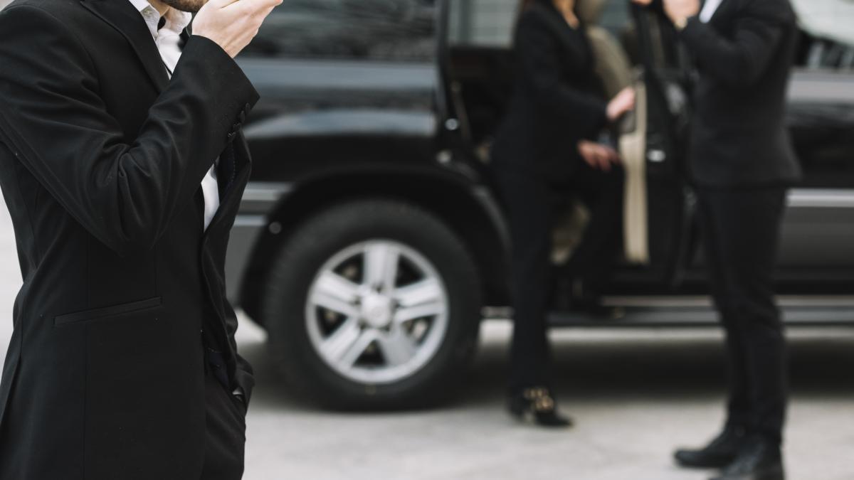 belgia--trei-bodyguarzi-romani-au-batut-cativa-studenti-sa-asiguri-siguranta-unui-loc-nu-merge-lovind-cu-bata