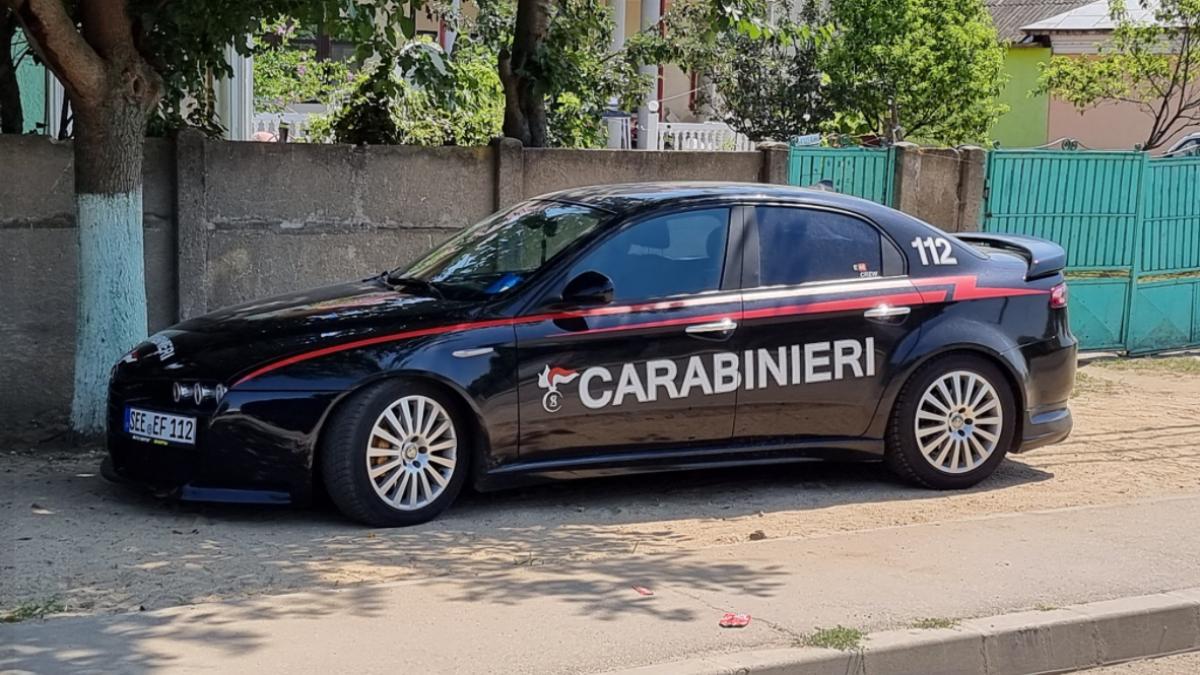 masina-carabinieri-draganesti-olt