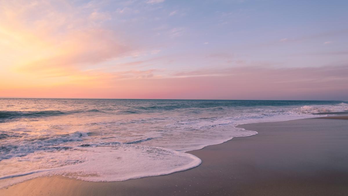 barcelona-interzice-fumatul-pe-toate-plajele-sale-incepand-din-luna-iulie