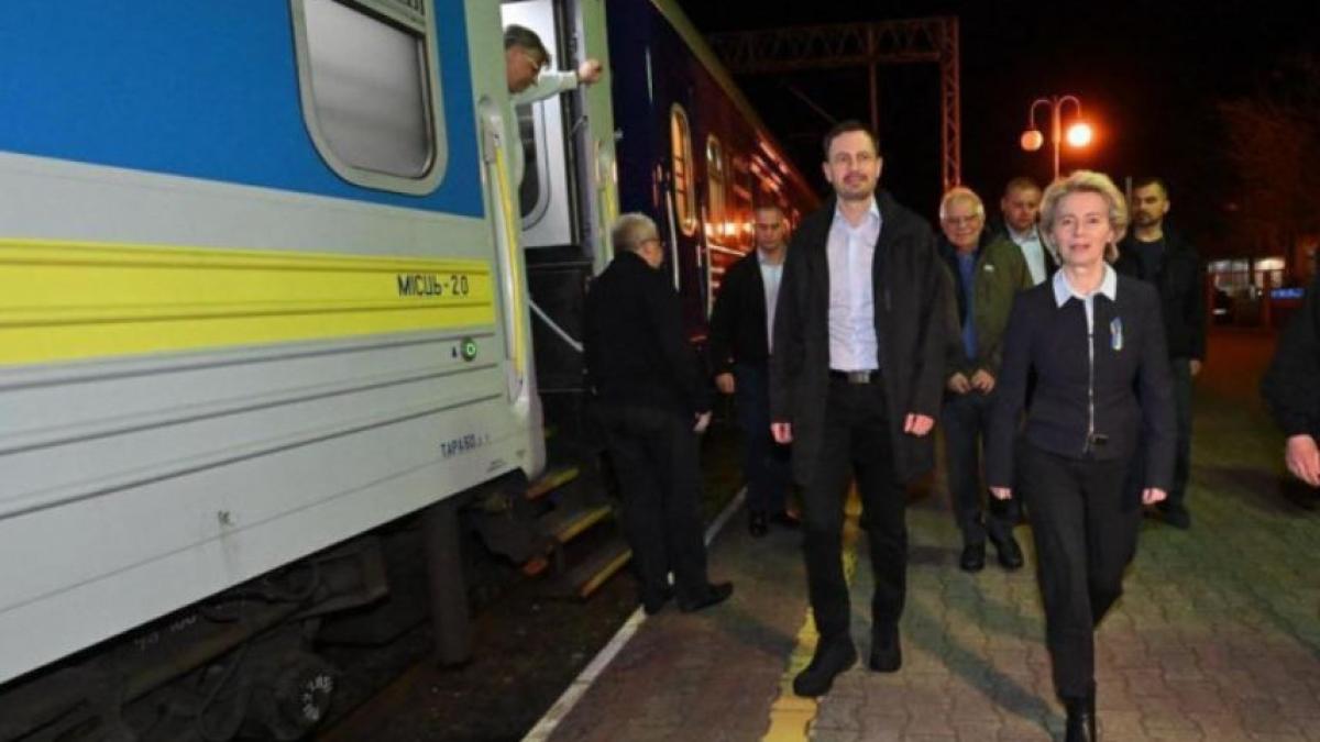 ursula-von-der-leyen-si-josep-borrell--cu-trenul-spre-kiev--cei-doi-oficiali-se-vor-intalni-cu-zelenski