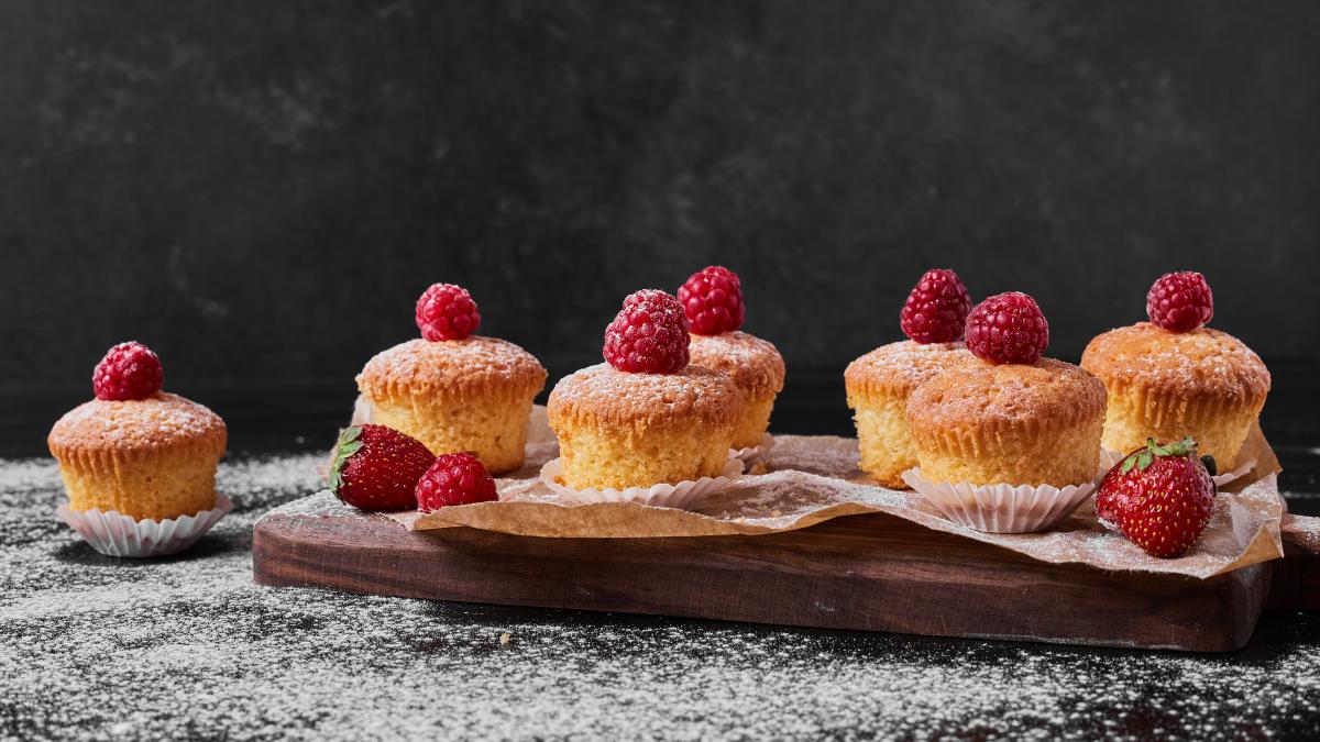 briose-cu-branza-de-vaci-si-stafide--fara-zahar-si-fara-faina-de-grau--n-ai-idee-cat-de-bune-ies--trebuie-sa-ti-notezi-reteta