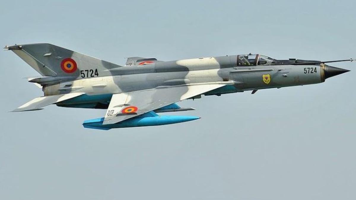 incident-aviatic-in-romania-un-mig-21--la-un-pas-sa-se-prabuseasca