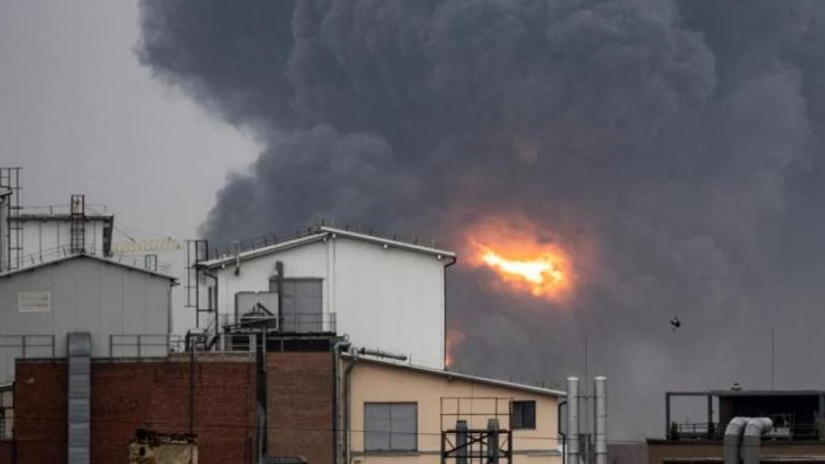 orasul-ucrainean-lvov--lovit-de-5-rachete--primarul-anunta-sase-moti-si-opt-raniti--printre-care-siprc-c2prc-a0un-copil