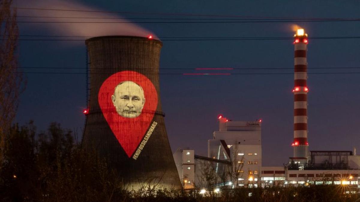vladimir-putin-rafinaria-lukoil
