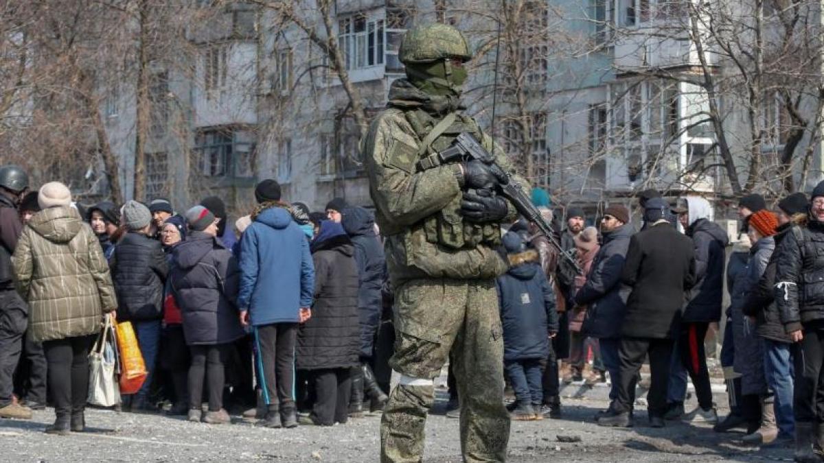 o-noua-groapa-comuna--descoperita-langa-mariupol--oficial-ucrainean----cimitir-comun-al-locuitorilor-ucisi