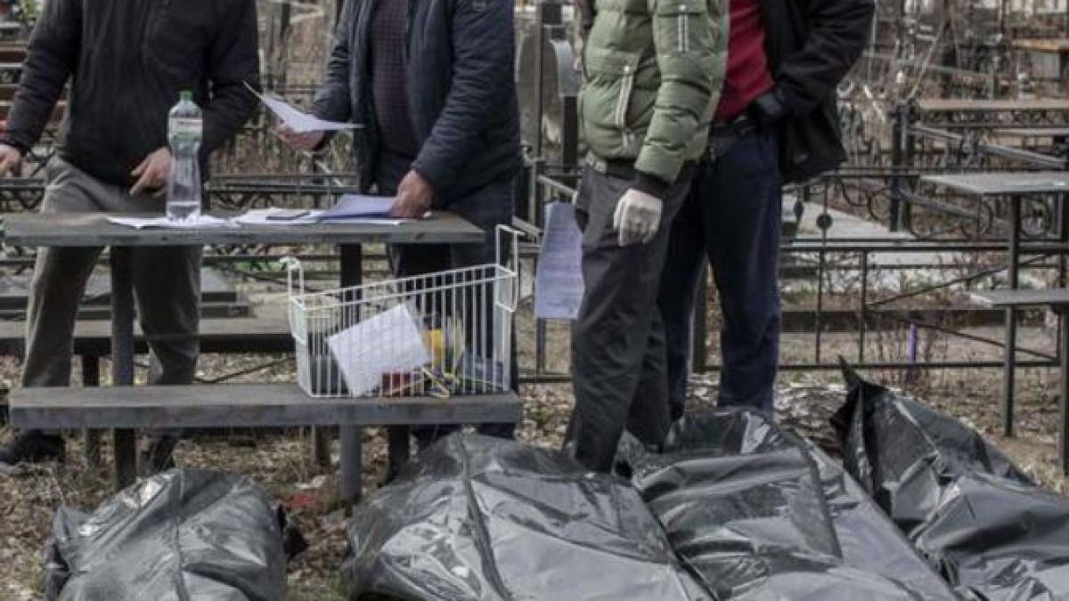 unele-ucrainence--omorate-in-zona-kievului--au-fost-violate-inainte-de-a-fi-ucise--dovezile--gasite-de-legisti