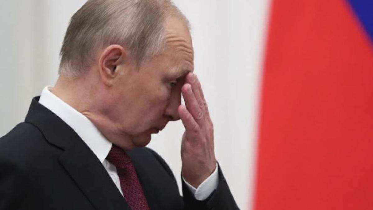 putin--inconjurat-de-doctori--inclusiv-de-un-specialist-in-cancer-tiroidian--medicii-il-insotesc-pe-seful-rusilor-si-in-calatoriile-oficiale