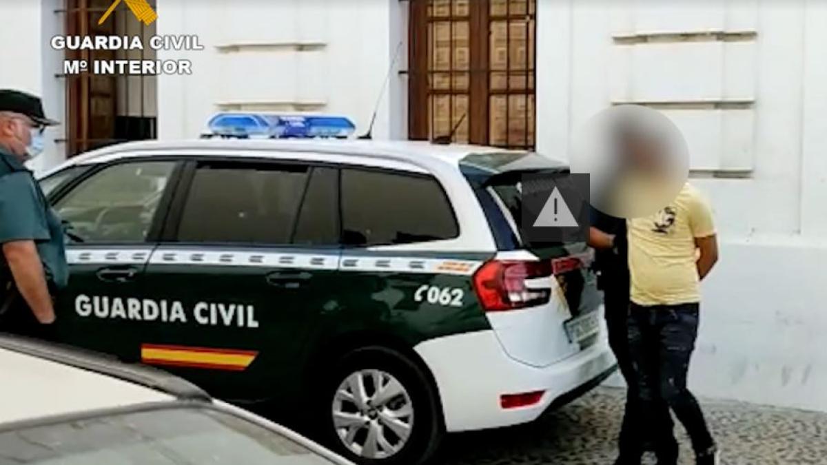 spania--un-roman-ar-putea-sta-la-ani-grei-la-inchisoare--iulian--alaturi-de-doi-compatrioti--a-ucis-si-jefuit-un-bijutier