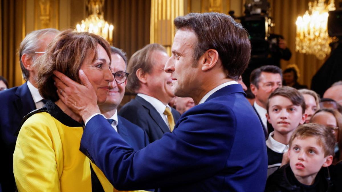 emmanuel-macron-franta-si-femeie