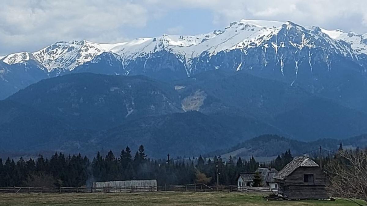 agentiile-de-turism-ar-putea-primi-40-de-euro-pentru-fiecare-turist-strain-care-vine-in-romania--iata-in-ce-conditii