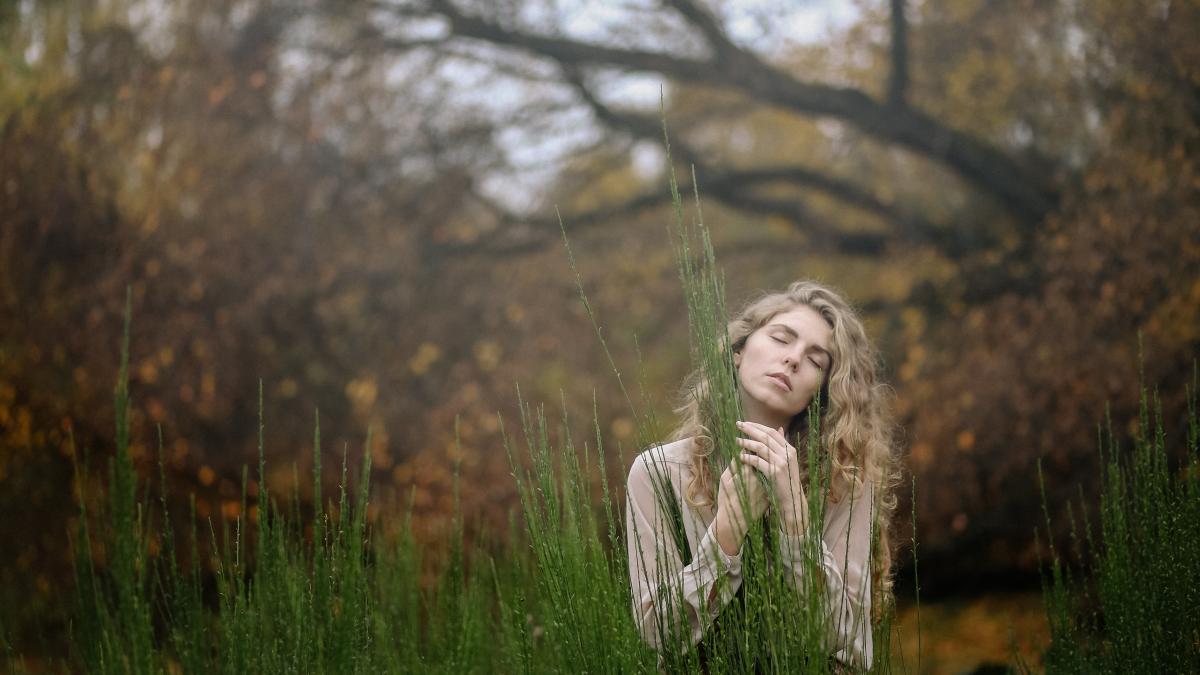 alergia-la-polenul-de-ierburi-sfaturi-si-trucuri-despre-cum-sa-treci-de-acest-sezon-fara-simptome