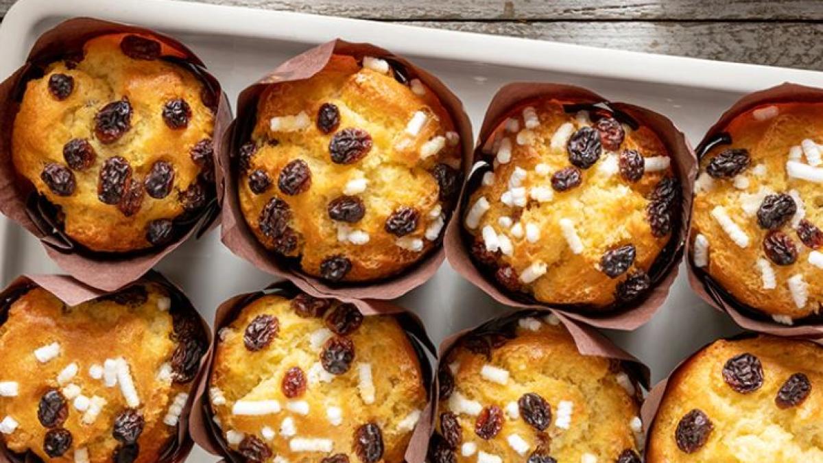 briose-cu-stafide--moi-si-delicioase--perfecte-pentru-micul-dejun--dulciurile-care-se-fac-usor-si-rapid