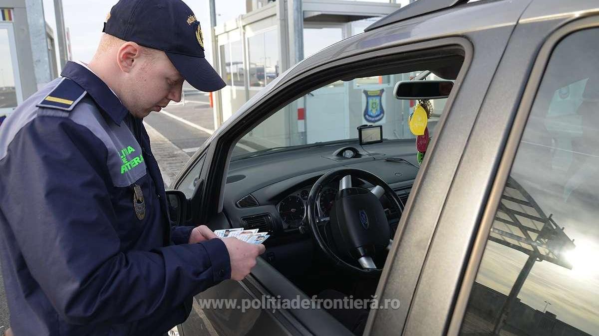 roman--prins-la-vama-cu-permis-fals--l-a-obtinut-de-la-o-scoala-de-soferi-online-din-polonia