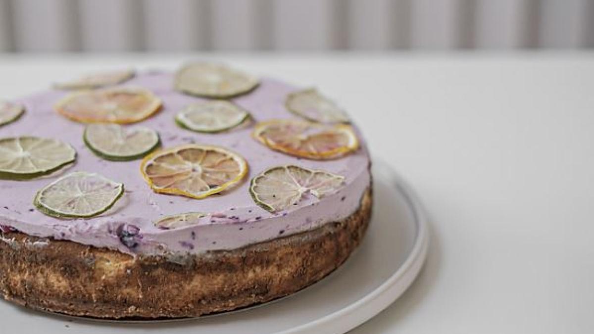 tarta-cu-ricotta-o-adevarata-minune-culinara--gata-in-cateva-minute