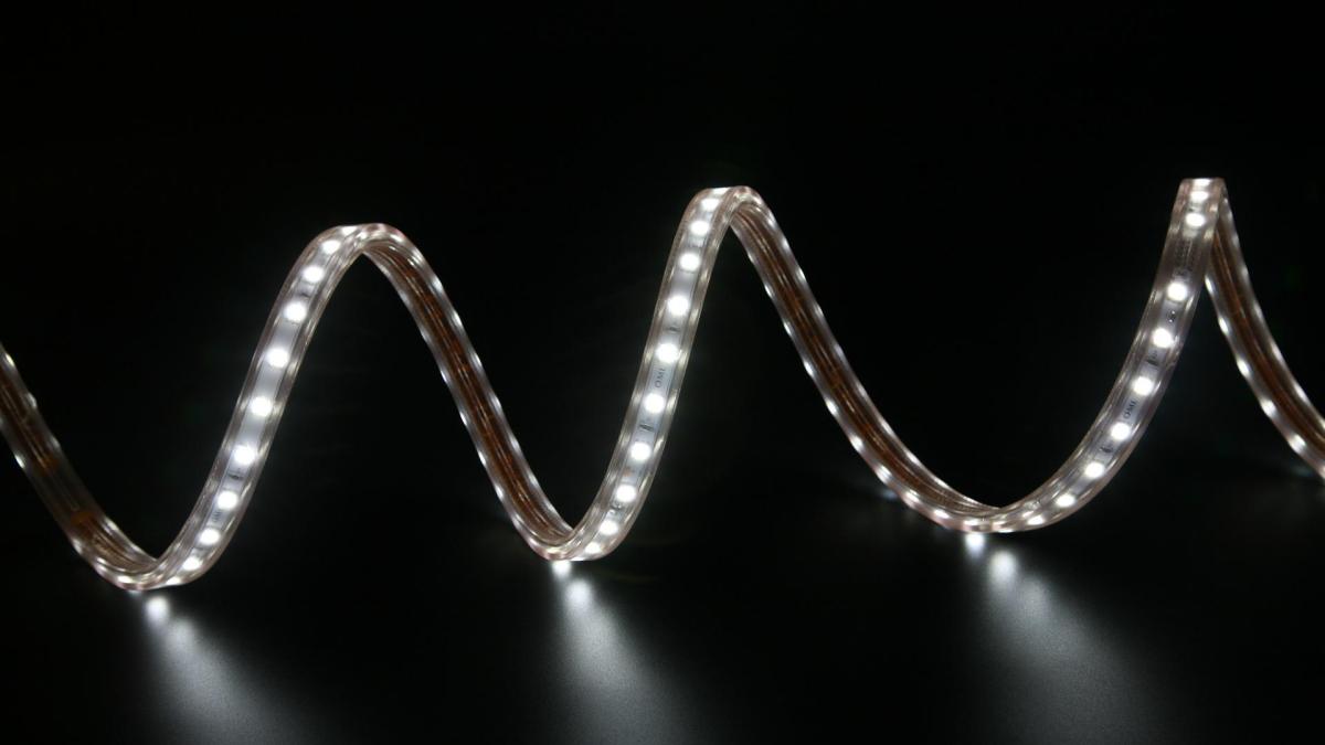 personalizati-locuina-cu-ajutorul-benzilor-led