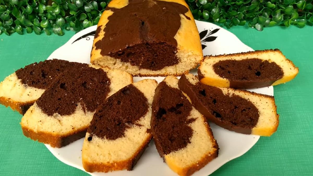 pandispan-marmorat-foarte-pufos--acest-desert-este-genial--de-astazi-vei-face-checul-doar-asa